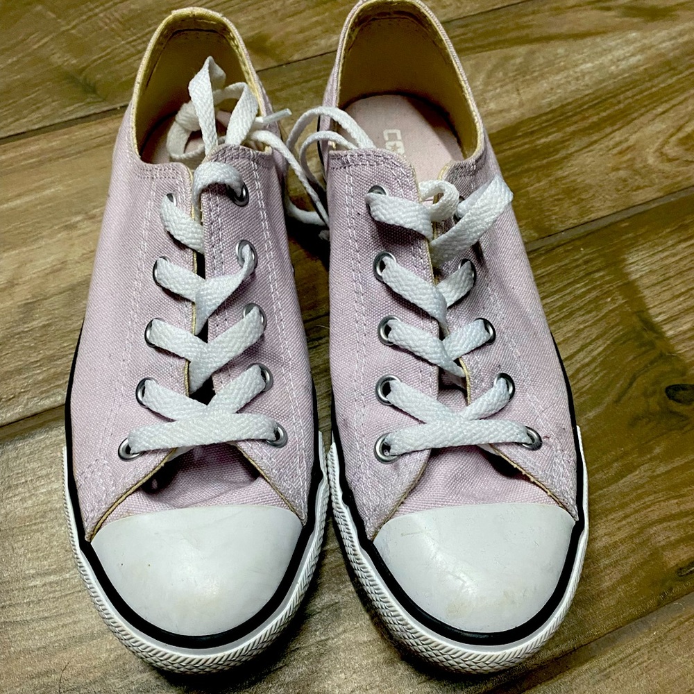 Women’s Converse
